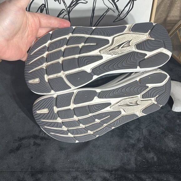 Altra men’s paradigm 6 running training shoes athletic black men’s 9.5 - Picture 6 of 8